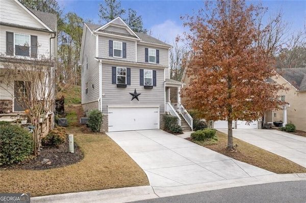 642 Royal Crest Court, Canton