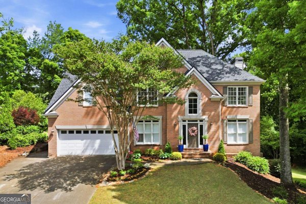 Picture of Neighborhood BROOKWOOD LAKE in Alpharetta, GA