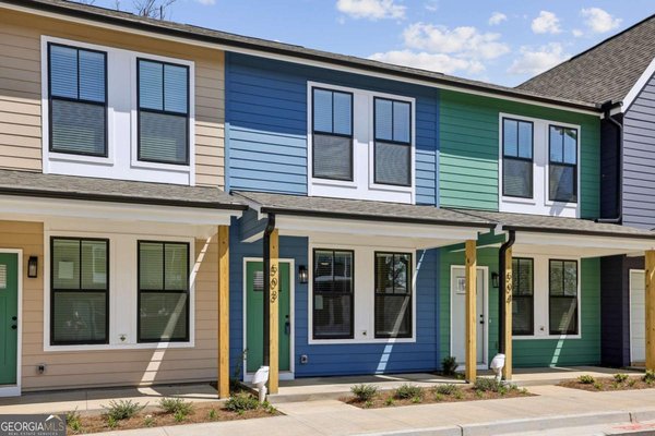 1095 Tucker Avenue Atlanta