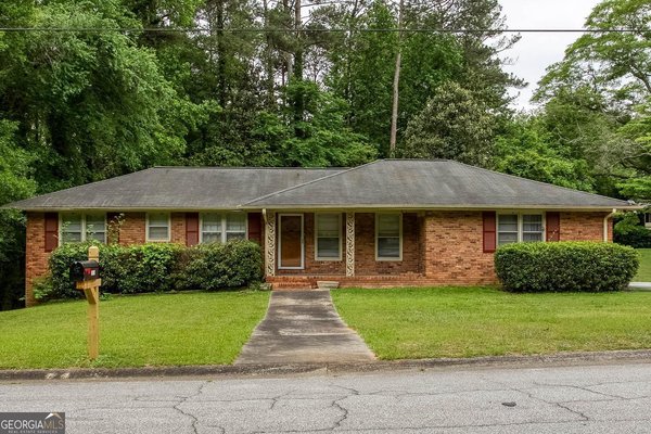1060 Oakdale Drive Smyrna