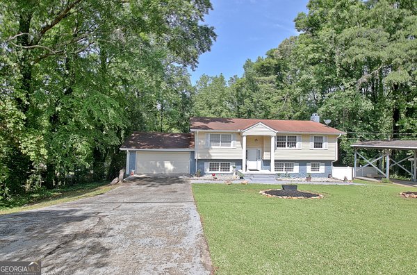 53 Lynn Circle, Newnan