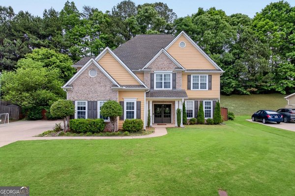 main picture of 3713 Golden Ive Drive, Buford