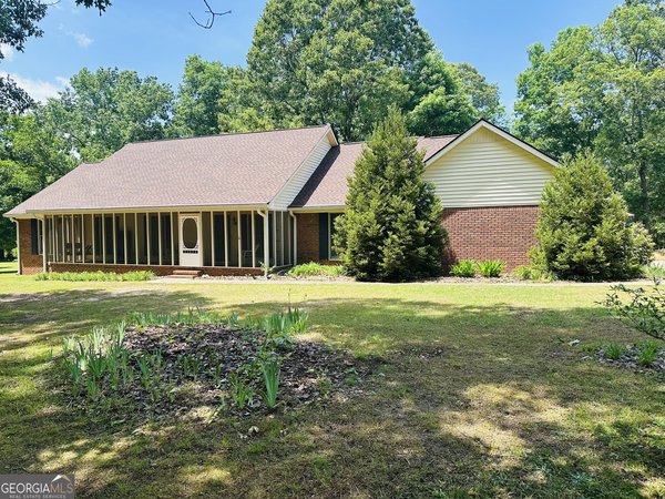 100 Rover Road, Williamson