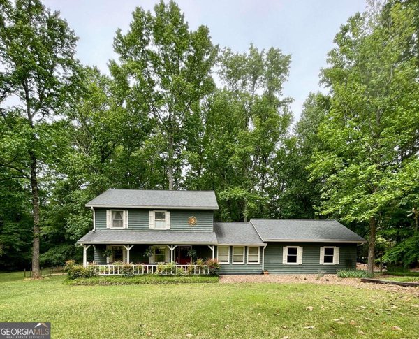 409 Pine Lake Drive, Cumming