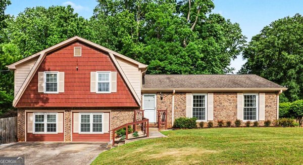 1315 Sanden Ferry Drive, Decatur