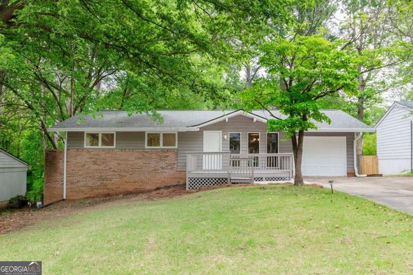 2649 Rolling View Drive Smyrna