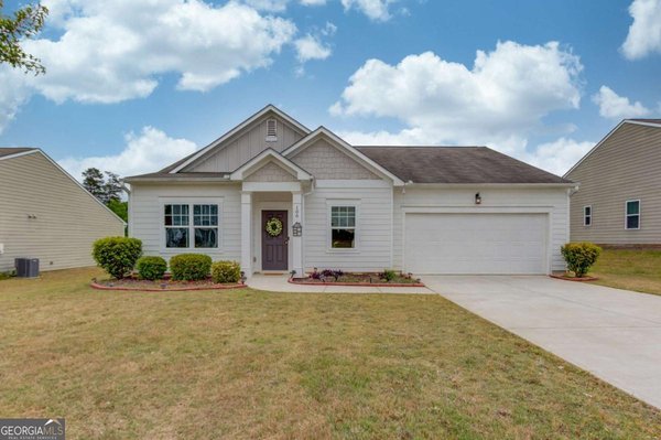 106 Apalachee Drive, Bethlehem