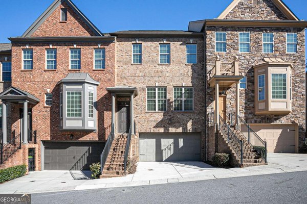 879 Cedar River Court Marietta