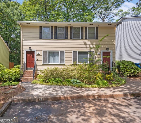 4 Holly Downs Court Atlanta