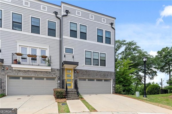 2087 Holtz Lane Atlanta
