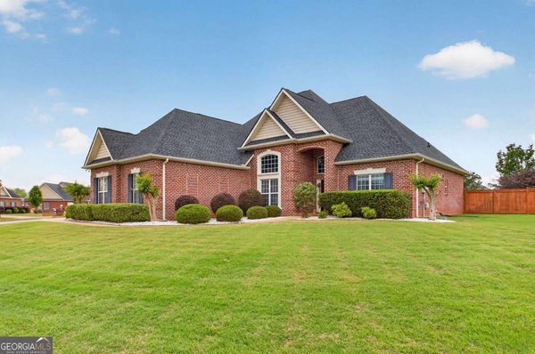124 Flora Circle, Warner Robins