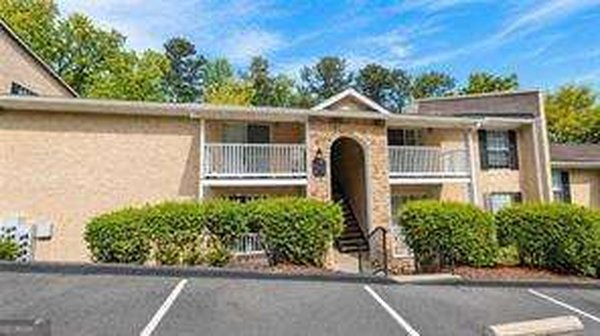 3120 Seven Pines #202 Court, Atlanta