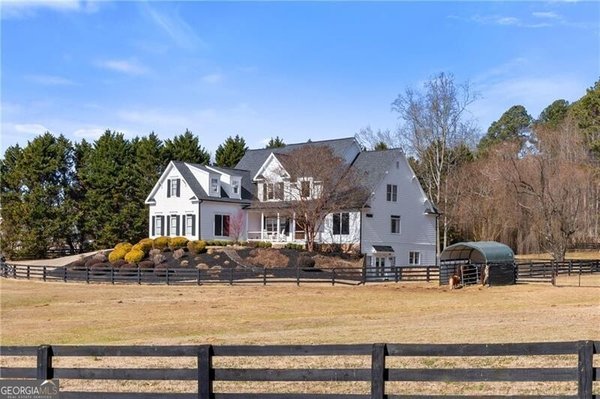 100 Hunting Valley Trail, Cumming