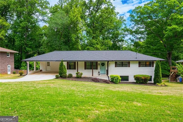 4156 Honeysuckle Drive Smyrna