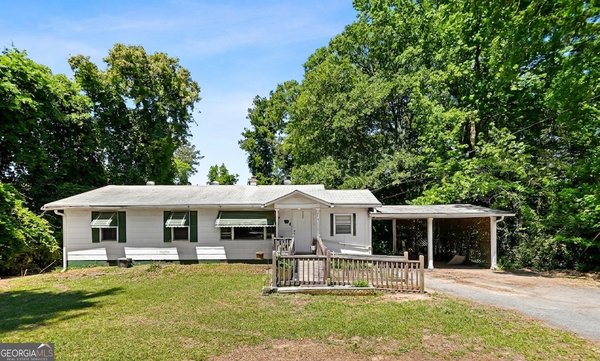 195 Hood Avenue Fayetteville