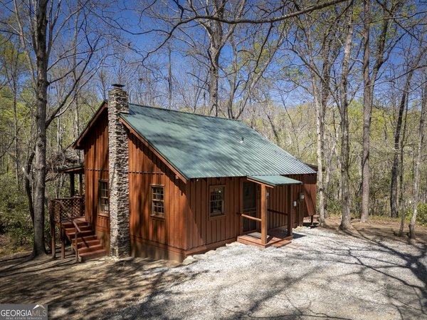 239 Pebble Lane Cleveland