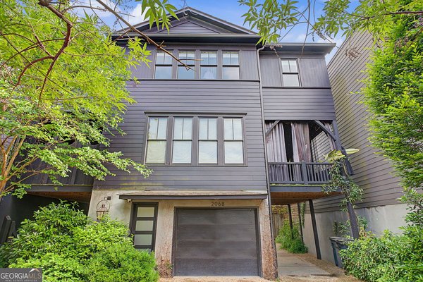 2068 Telfair Circle, Atlanta