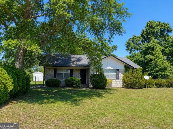 61 Kyle Lane, Hinesville