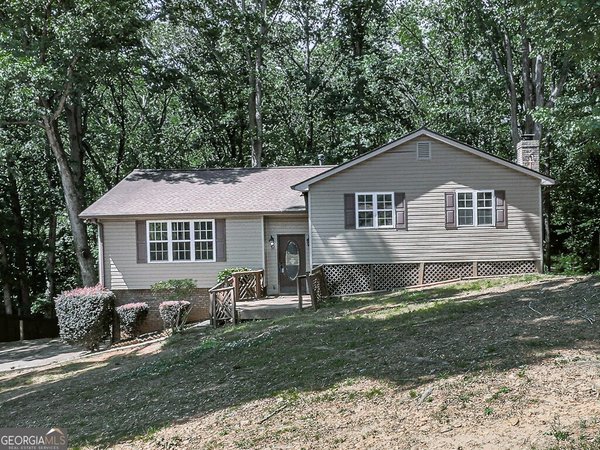 6911 Beechwood Drive, Acworth