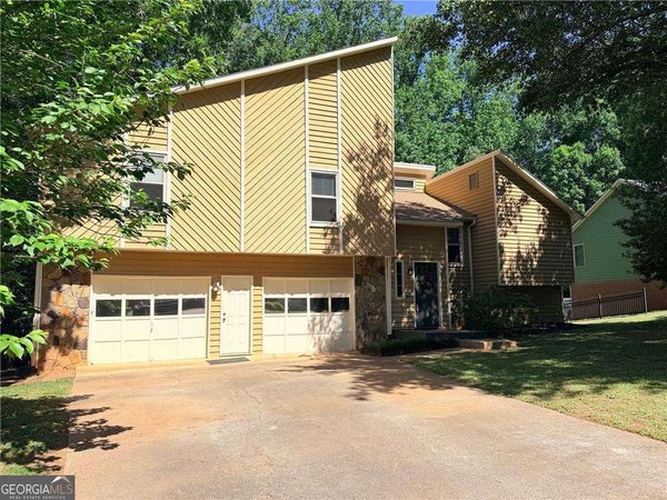 284 Angla Drive, Smyrna