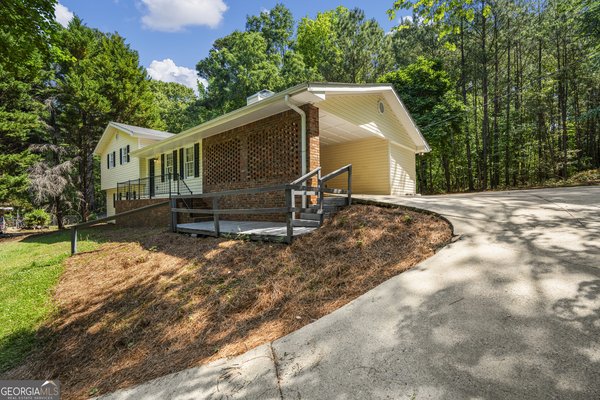 134 Lake Drive Lagrange
