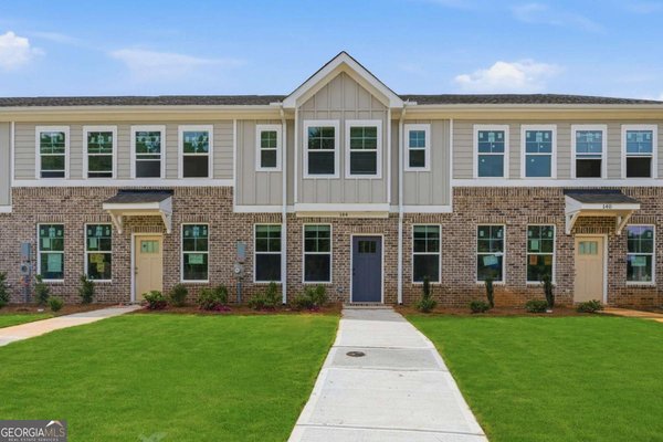 160 Flier Drive Mcdonough
