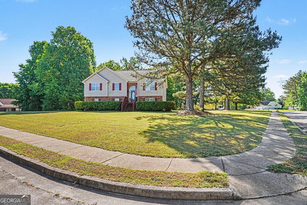 200 Treetop Drive Hampton