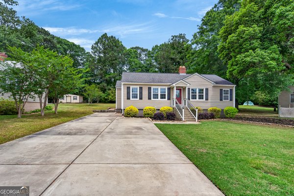 243 Beechwood Circle Lagrange