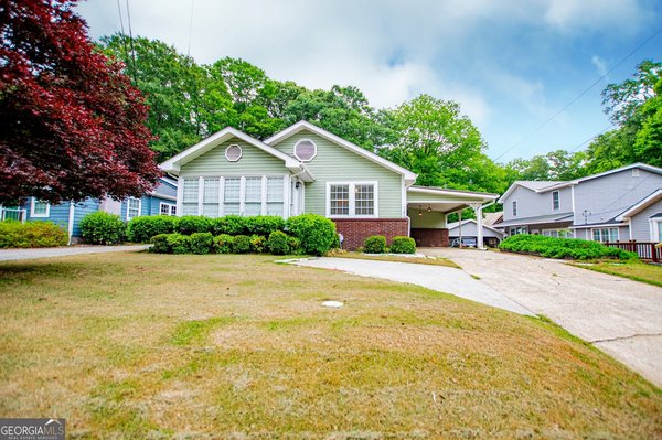 142 Oak Avenue Carrollton