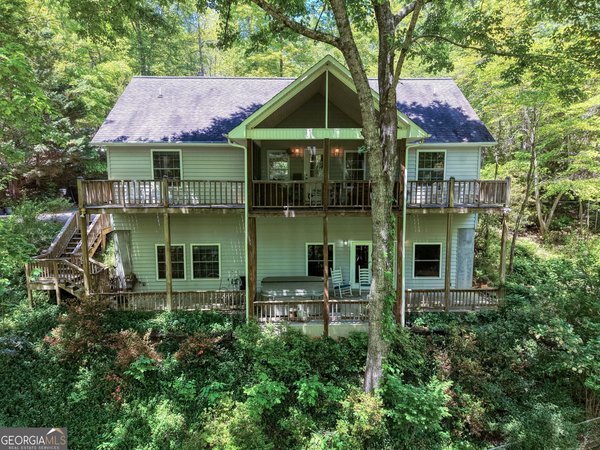 1903 Bell Eagle Drive Hiawassee