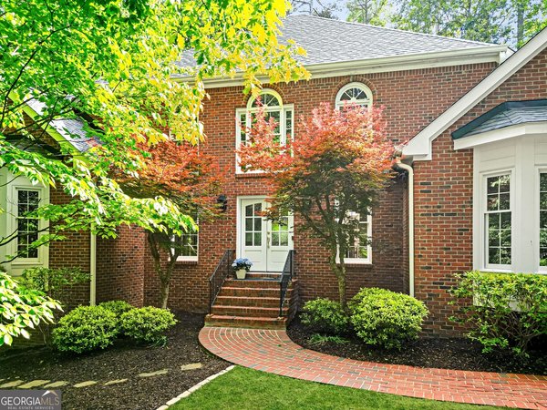 895 Waddington Court, Sandy Springs