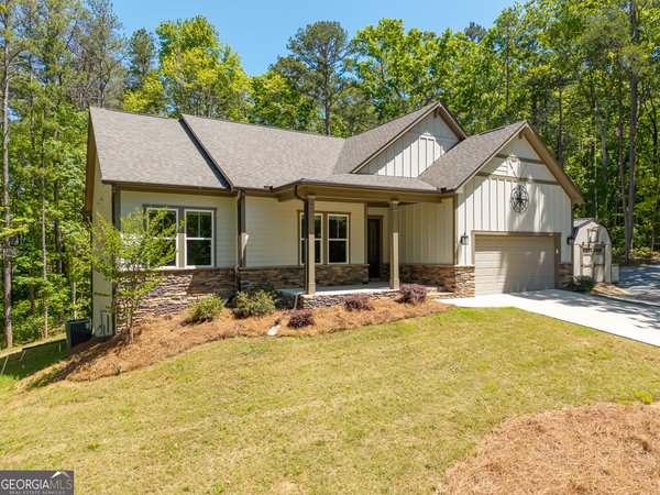 283 Linger Longer Drive, Ellijay