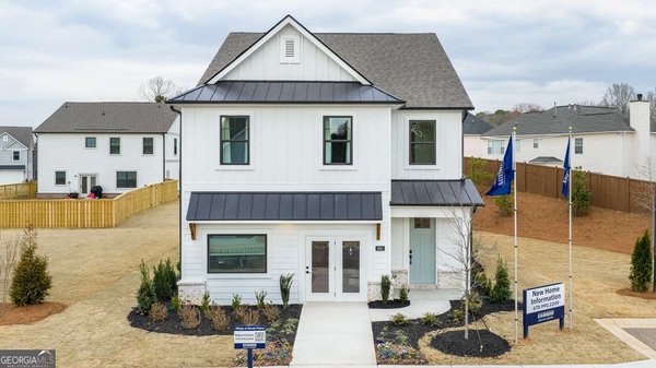 1895 Glasswing Court Marietta