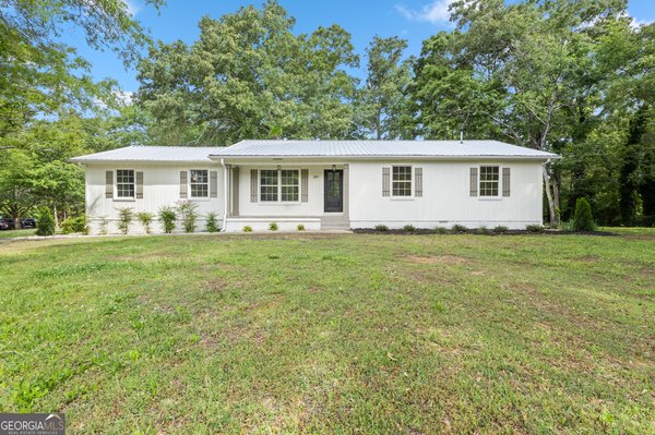 297 Murray Springs Road, Chatsworth