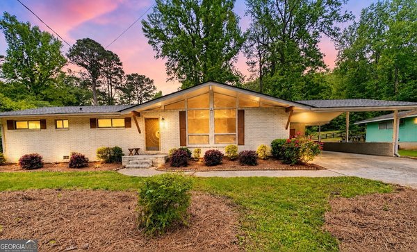 3785 Village Drive Atlanta