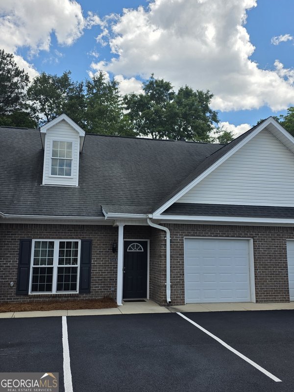8100 Burkhalter Road, Statesboro