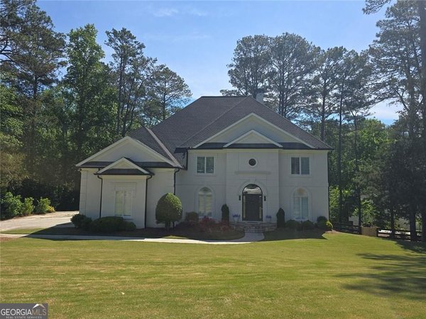 1091 Fieldstone Trail Milton