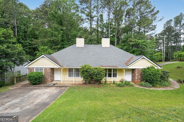 4947 Farmstead Court Woodstock