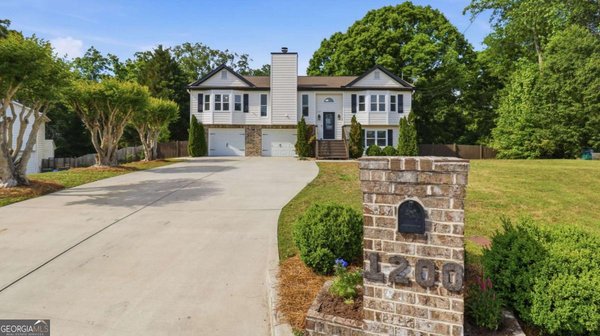 1200 Brookton Drive, Dacula