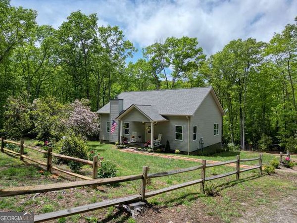 478 Flat Top Road, Blairsville