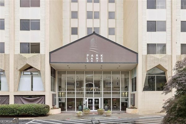 2479 Peachtree Road, Atlanta