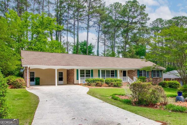 2238 Springwood Drive, Decatur