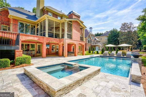 7415 Laurel Oak Drive, Suwanee