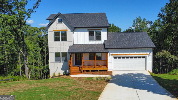 5719 Calm Valley Point, Flowery Branch