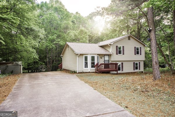 180 Beverly Park Court Newnan