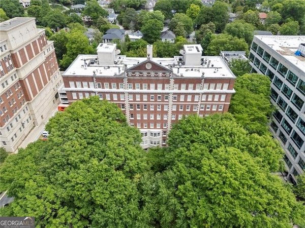 1327 Peachtree Street, Atlanta