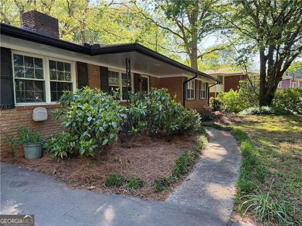782 Prince Avenue, Marietta