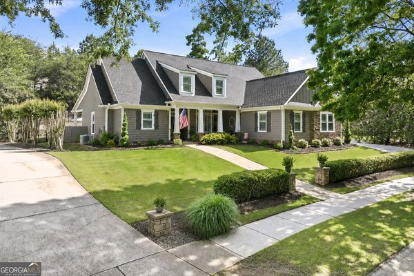 6808 Grand Marina Circle Gainesville