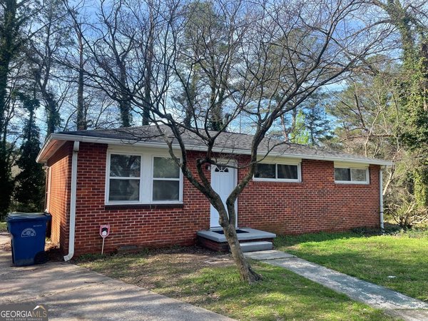 385 Macedonia Road, Atlanta