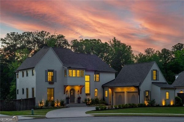 345 Roswell Farms Drive, Roswell